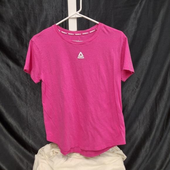 Reebok Pink Short Sleeve Tee Vibrant Style - Picture 5 of 11